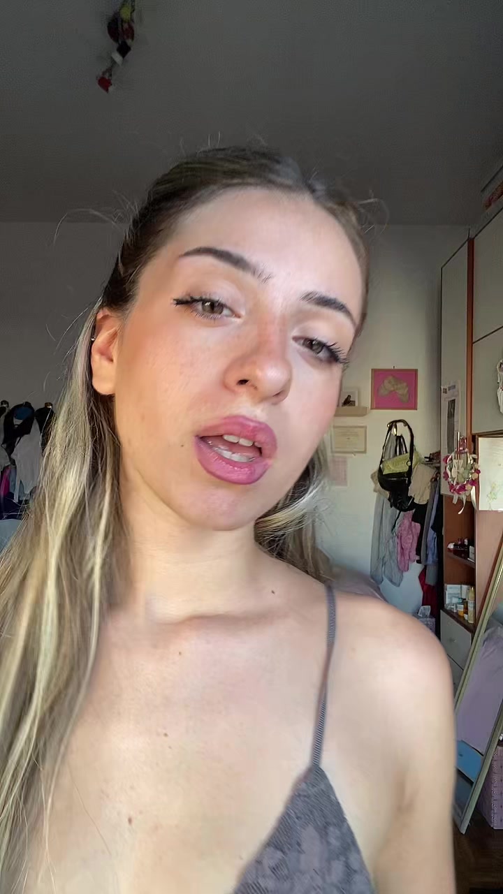 @valeria🧝🏼&zwj;♀️