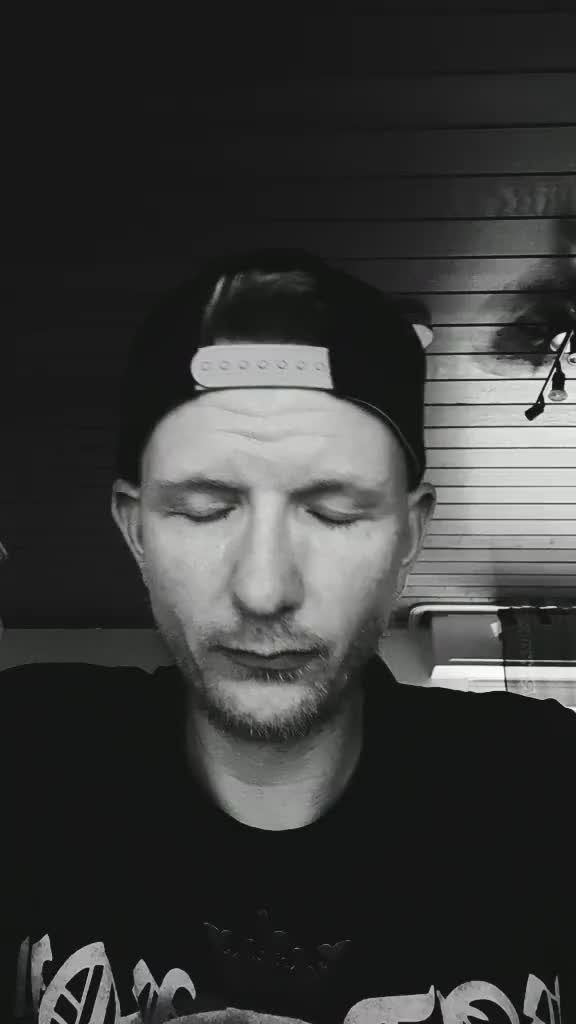 @𝔄𝔠𝔢 𝔇 𝔅𝔯𝔞𝔡𝔰𝔥𝔞𝔴