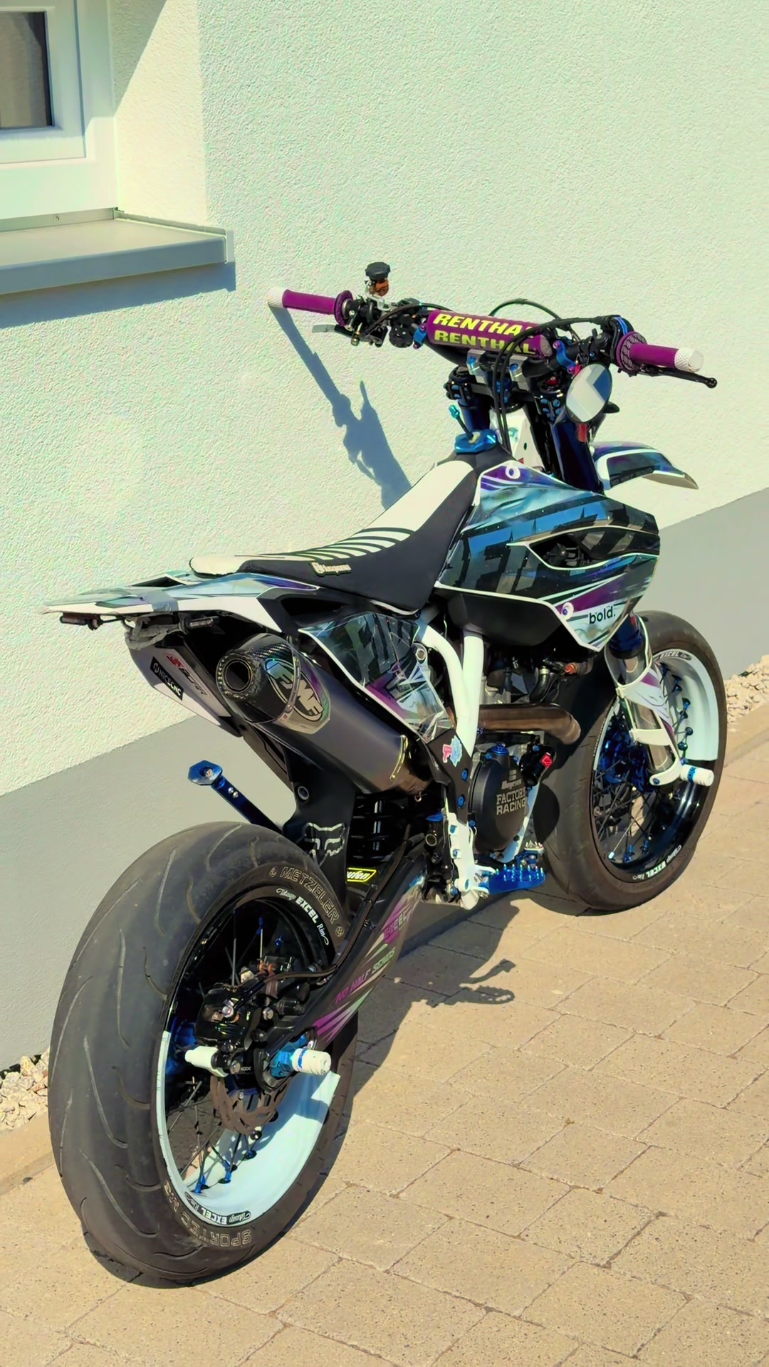 @Joni_moto