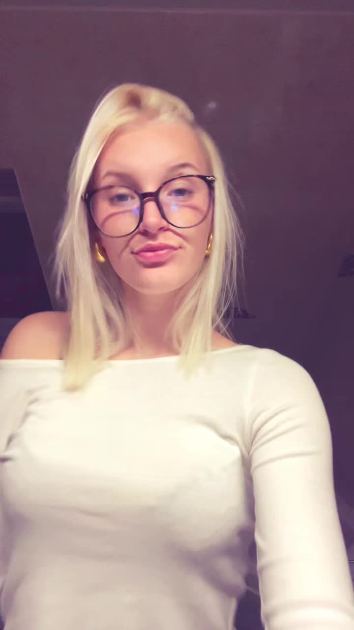@🦢