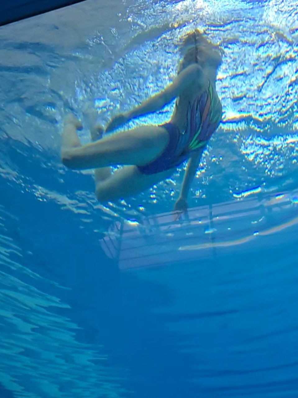 @artswim girl