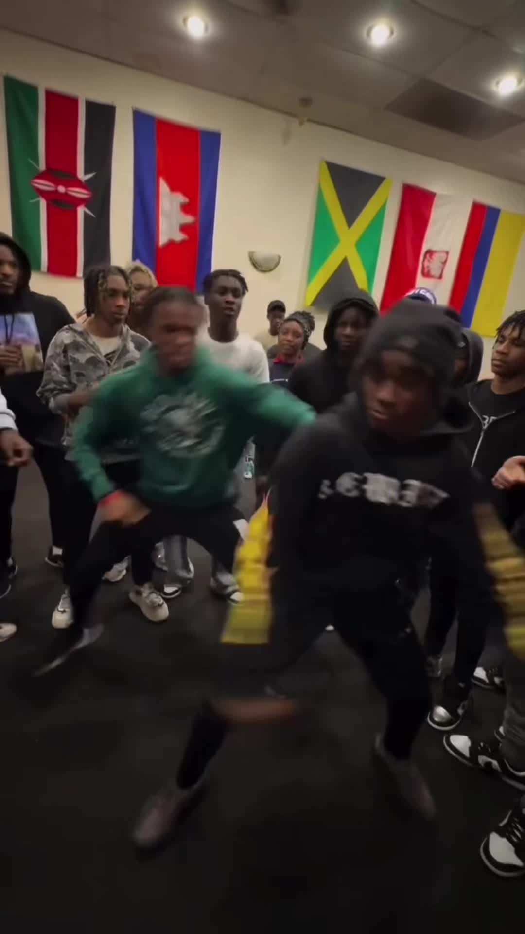 @Blxckhouse☄️