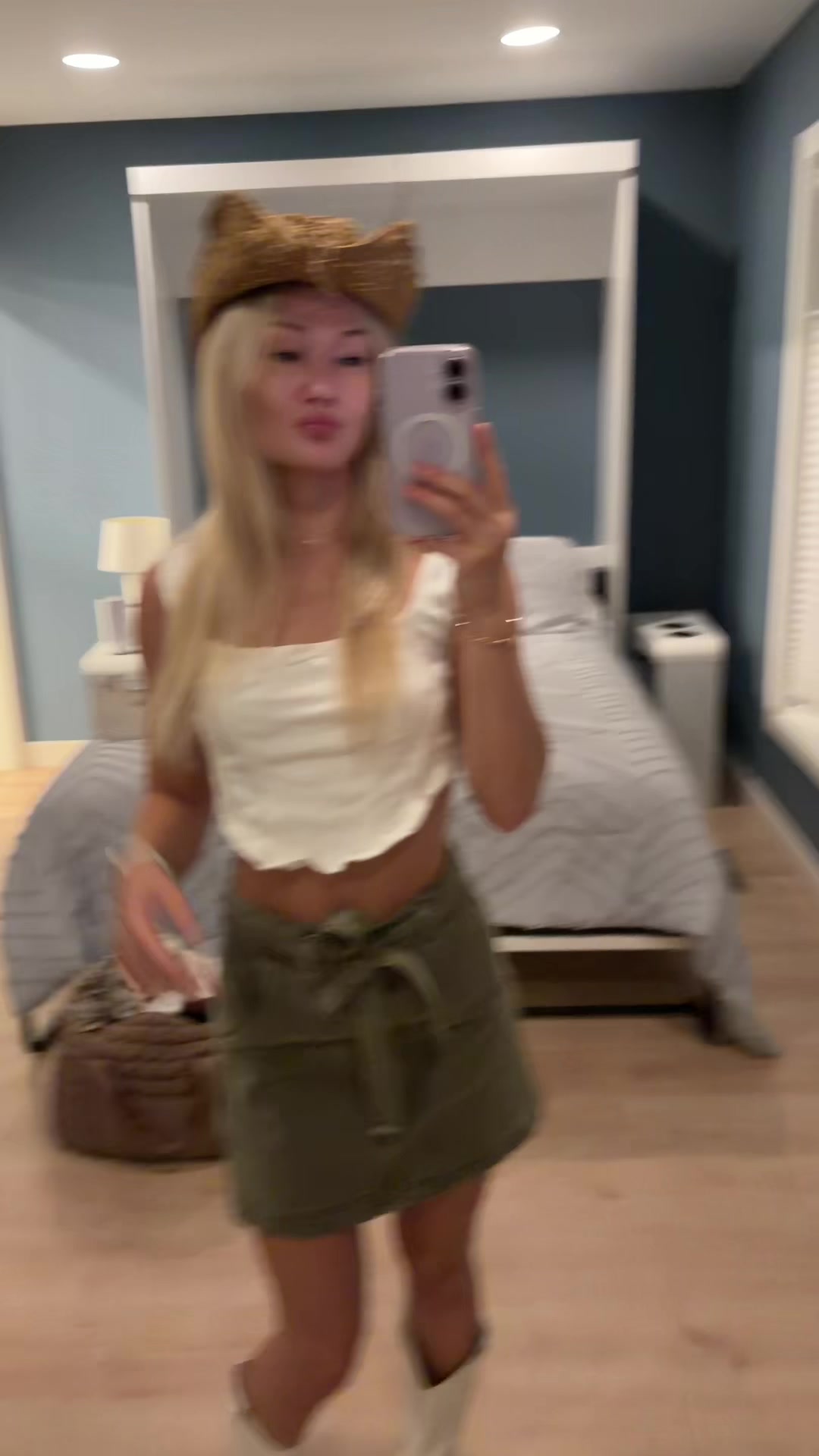 @leah pekar