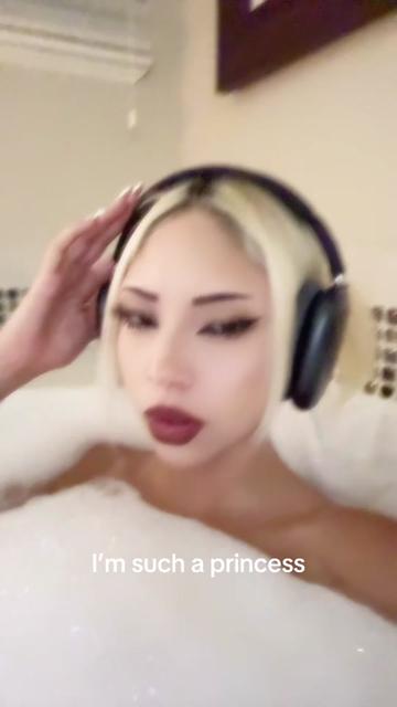 @baseddcourtney