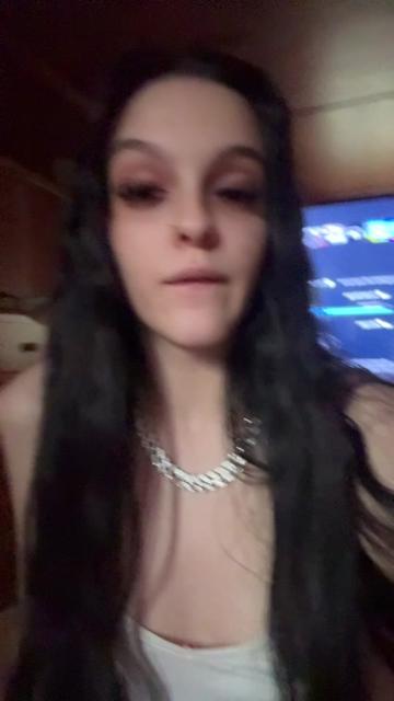 @bby.isabella❤️🕷️🖕🏻