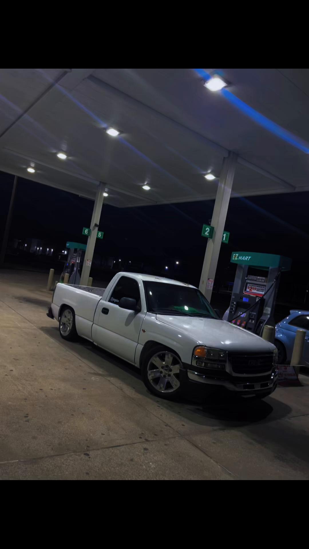 @yvnggslime