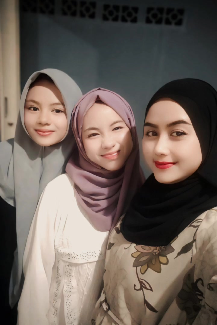 @Risya
