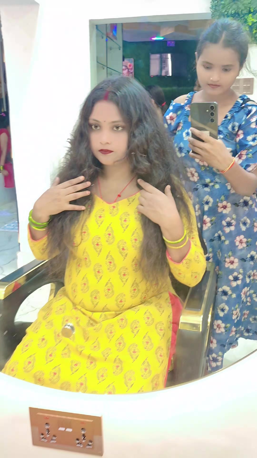 @Fashion beauty parlour