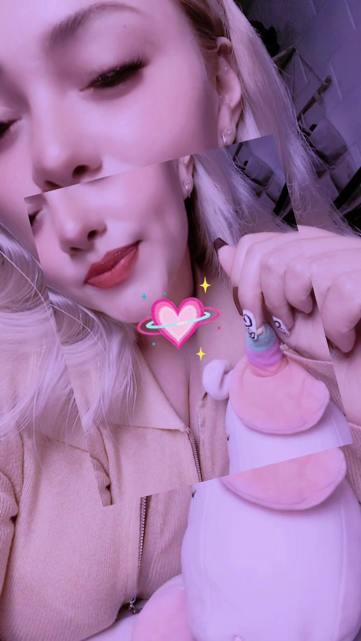 @Jessi May