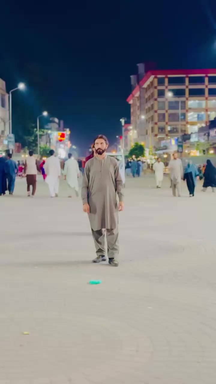 @NABEEL GREEN EYES 👁
