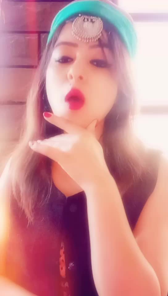 @dolly_negi