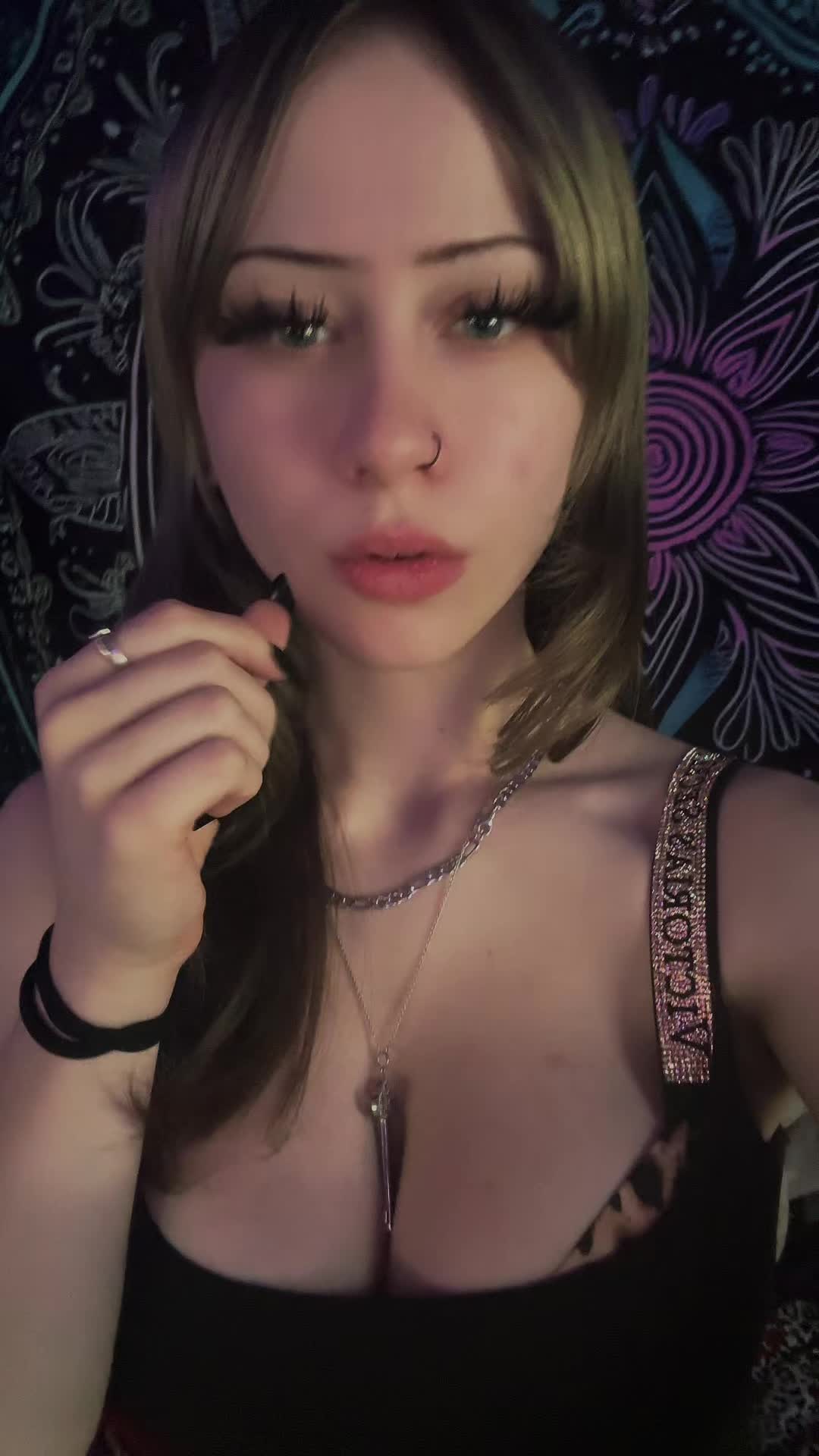 @⛧