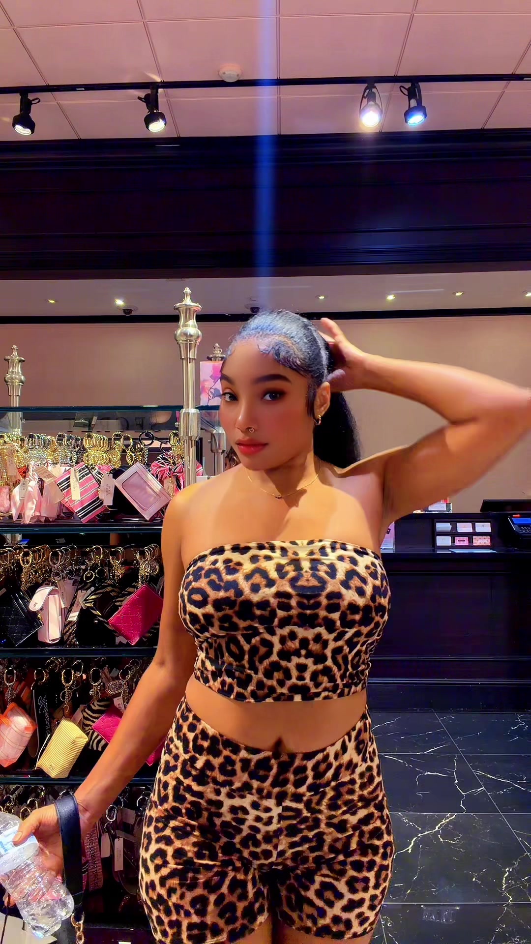 @Iambienneka