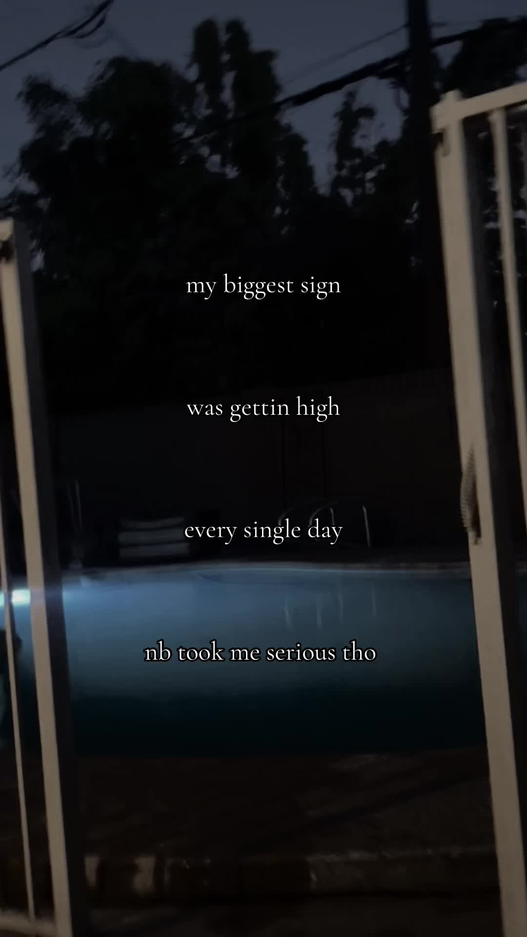 @937