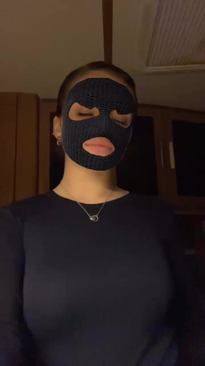 @𝒩𝒶𝑜𝓂𝒾𝑒 𝓌𝒾𝓃𝓉𝑒𝓇𝓈𝓉