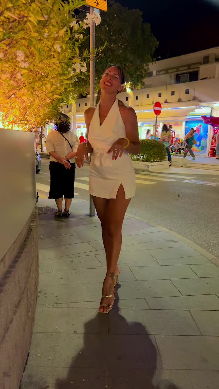 @Yuni