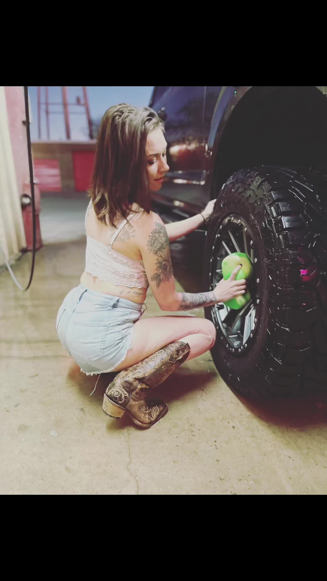 @Kirstyn_kay