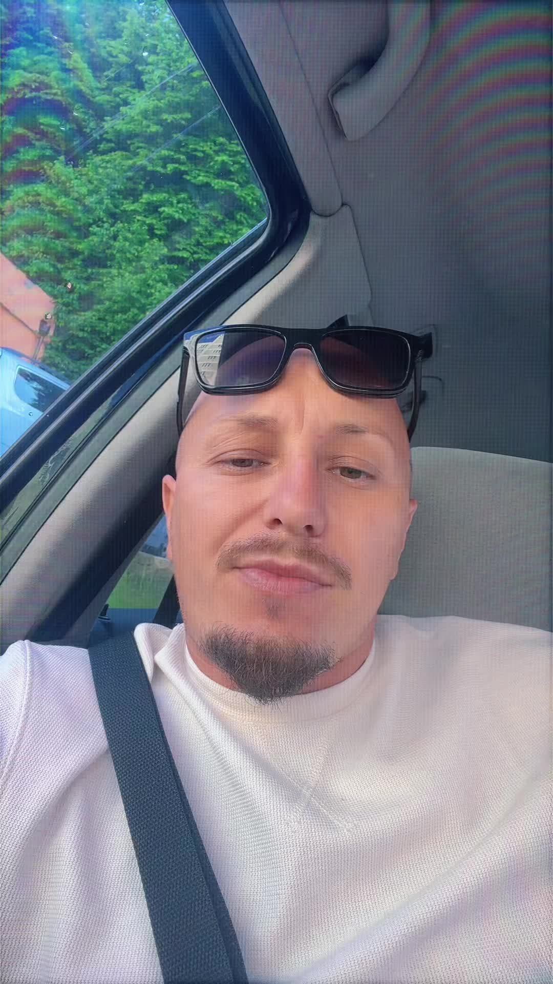 @Rbt