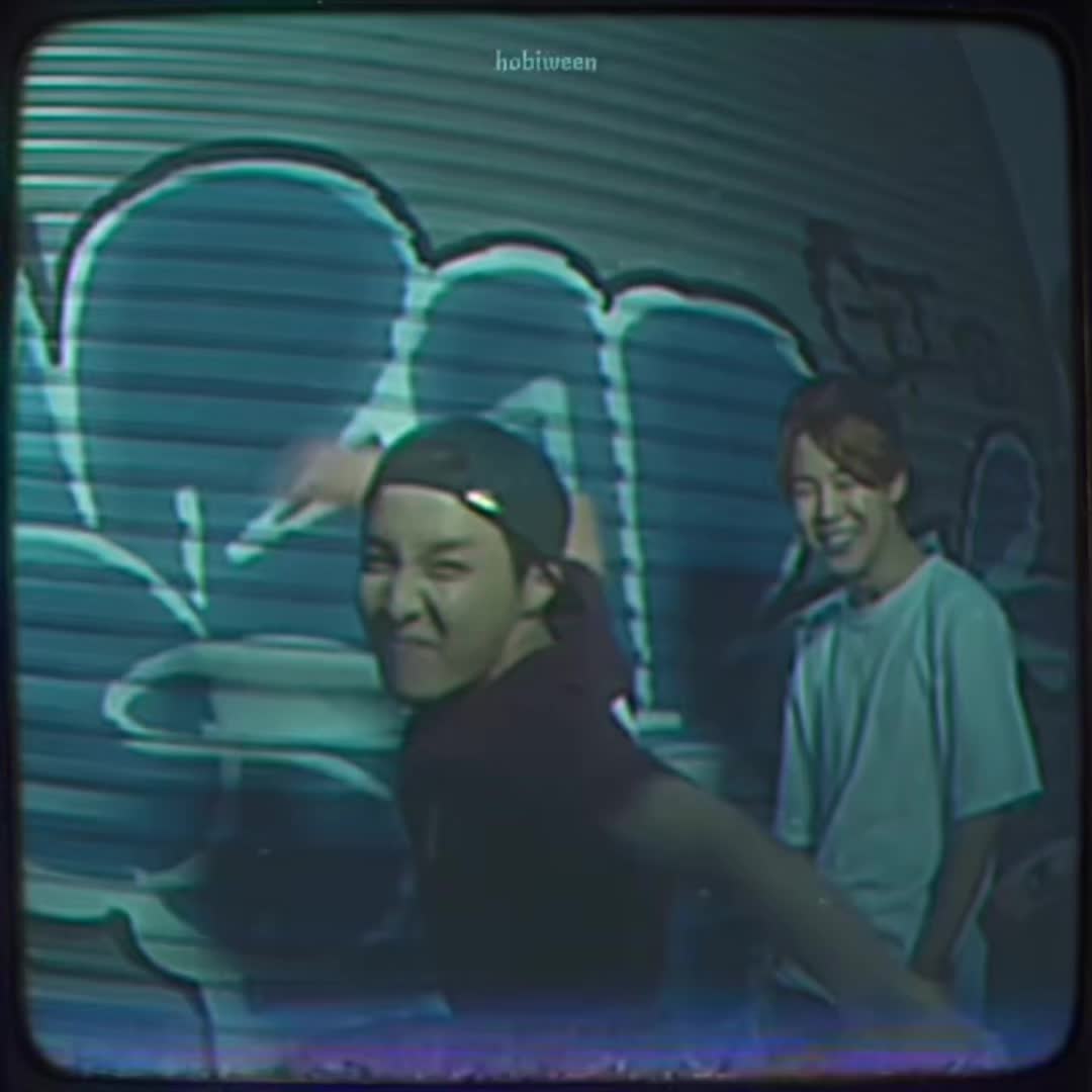 @hobiween⁷🧛🏻