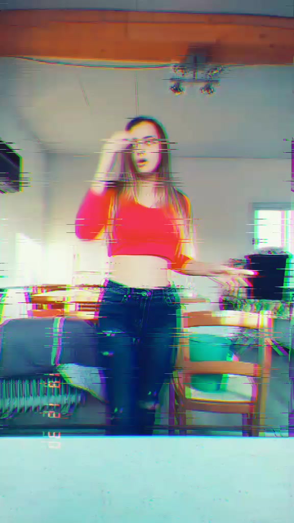 @Rebecca_official03