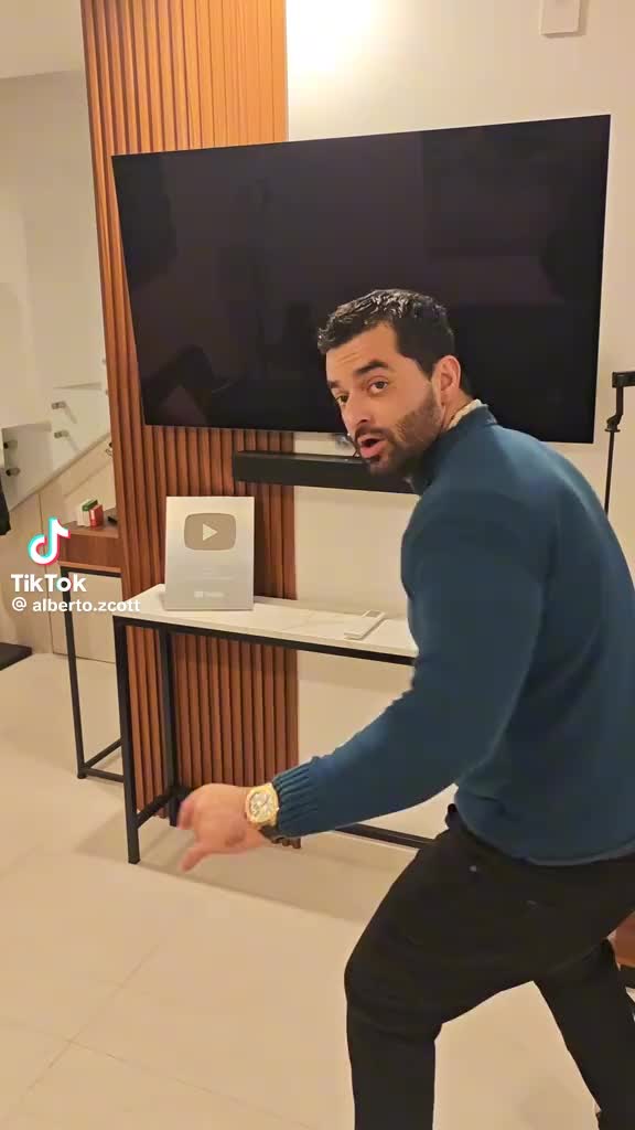 @GIOVAZZ