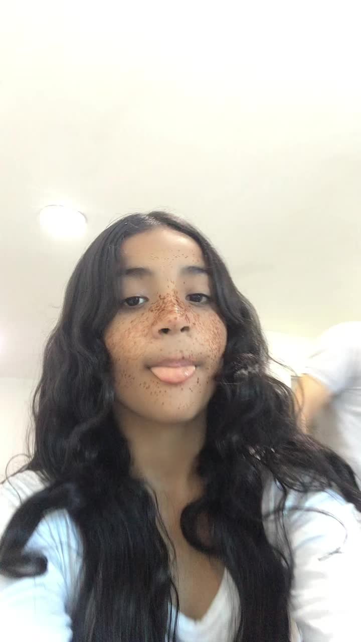 @🪐 Tania yarith🪐