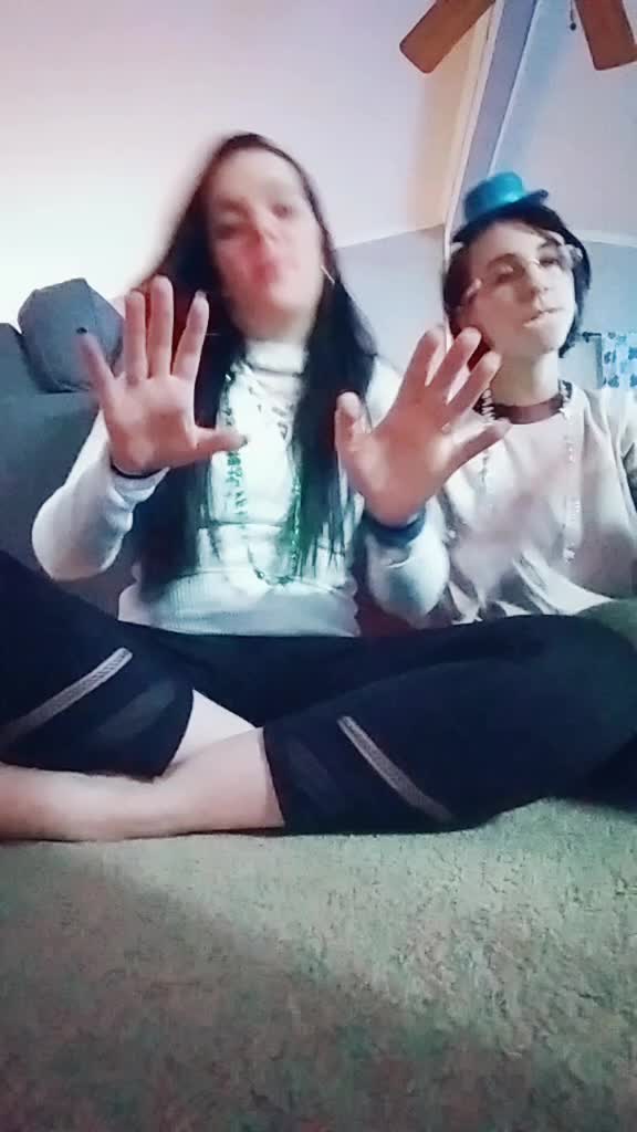 @Angela12