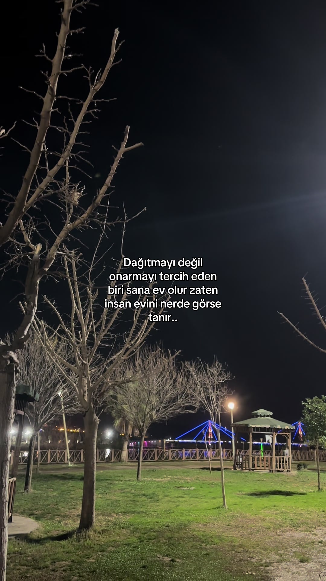 @ℰ