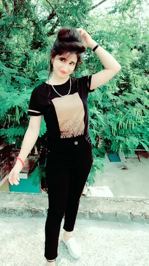 @I_m_ananya1111
