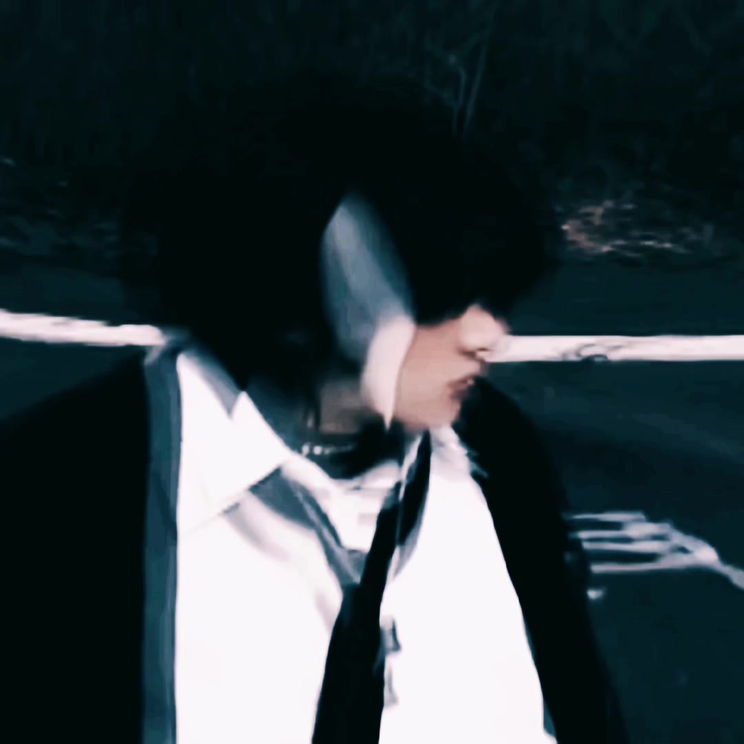 @🧛🏻&zwj;♀️