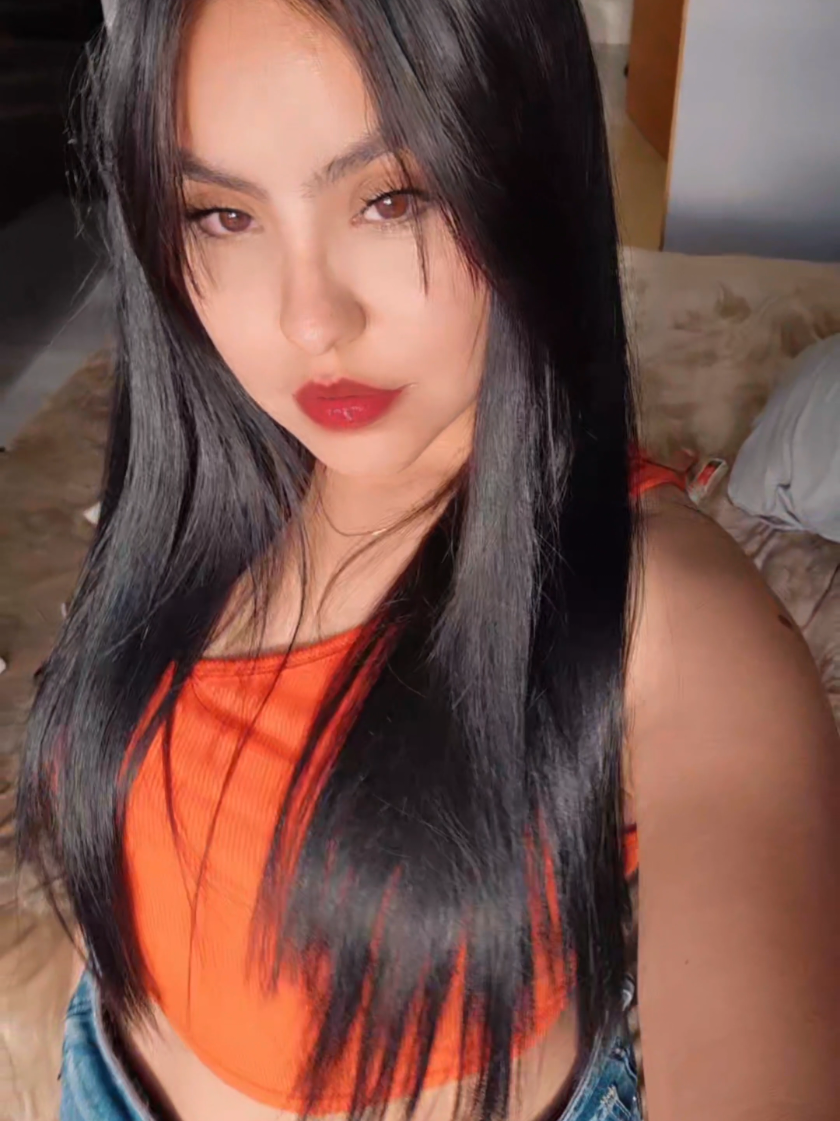 Giselle Black (@giselleblackof) - Urlebird