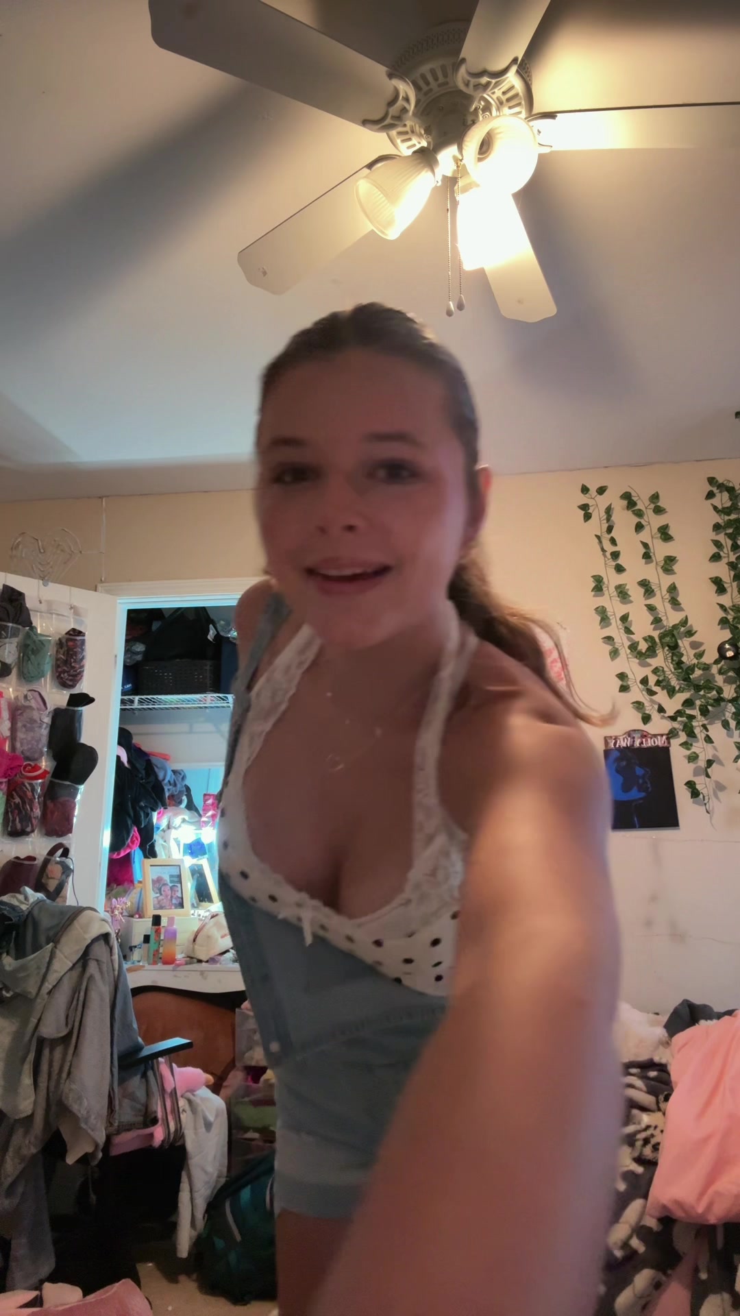 @holygaucamollee
