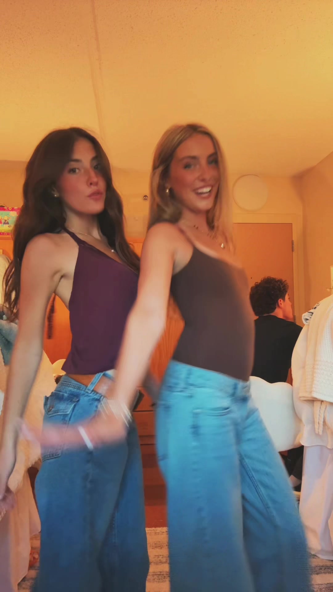 @ellieperrotti