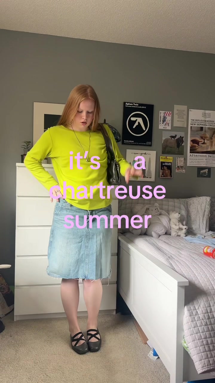 @strawberryoatmilklatte
