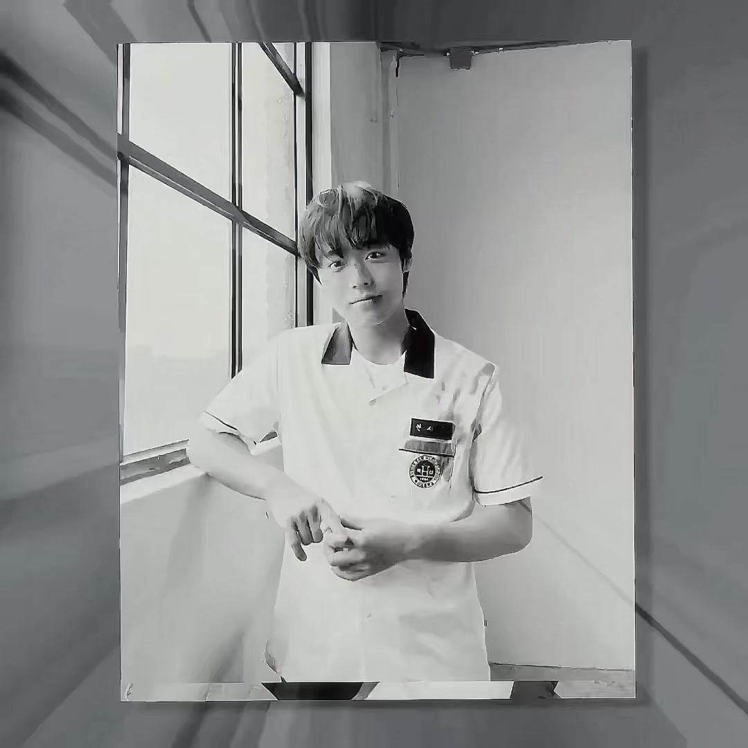 @𝙡𝙞𝙫𝙫