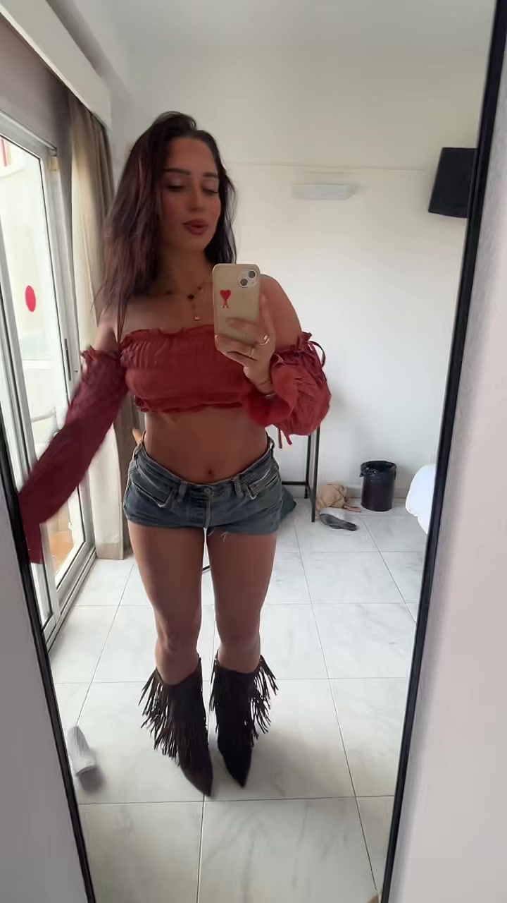 @Helena.minaa