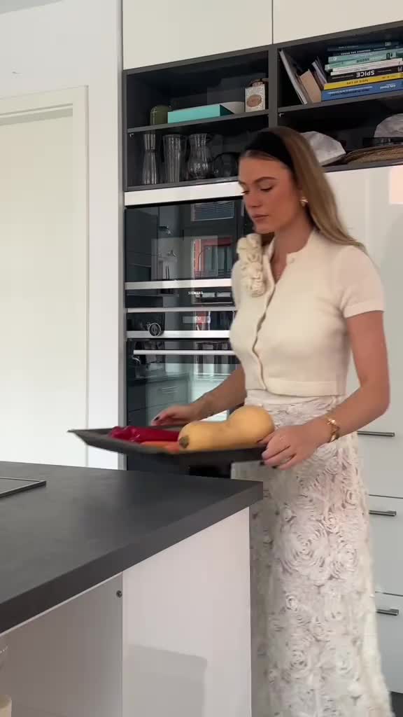 @Emilia