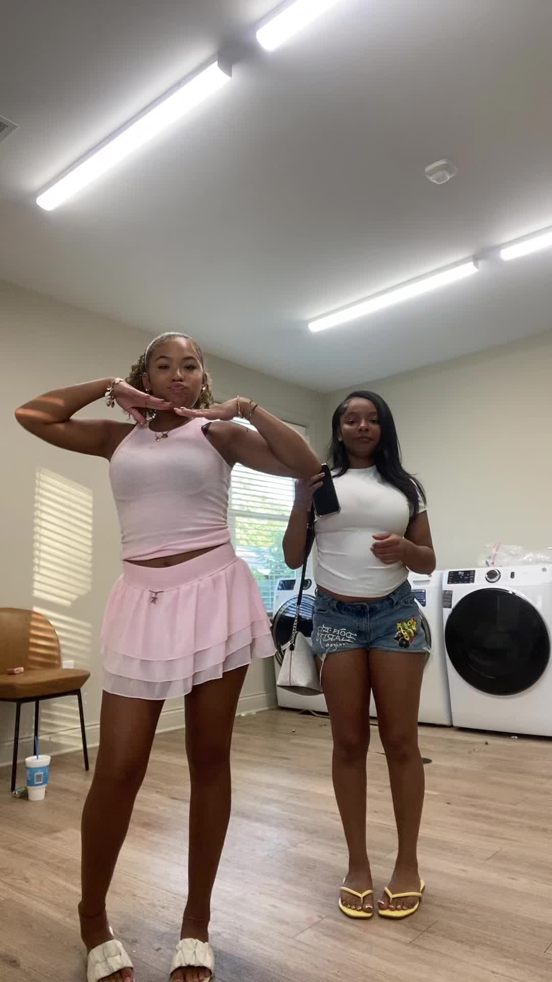 @tikkitytok 🚡🥰