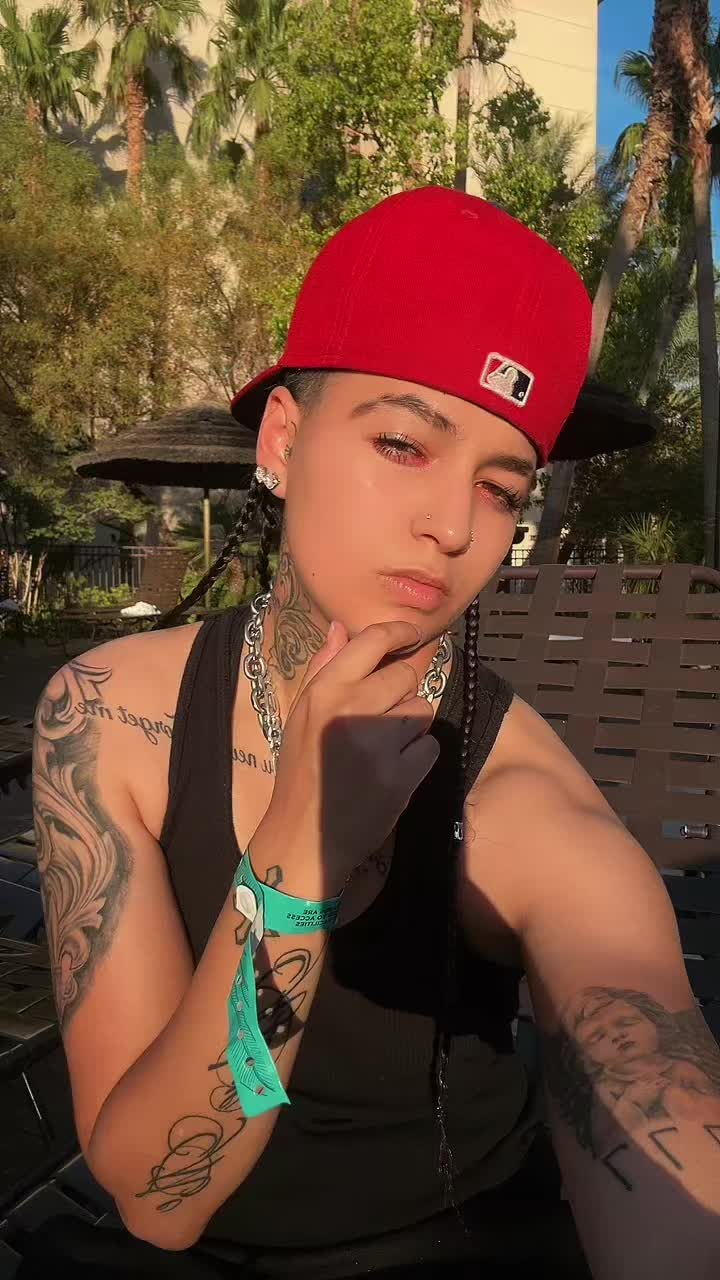 @g