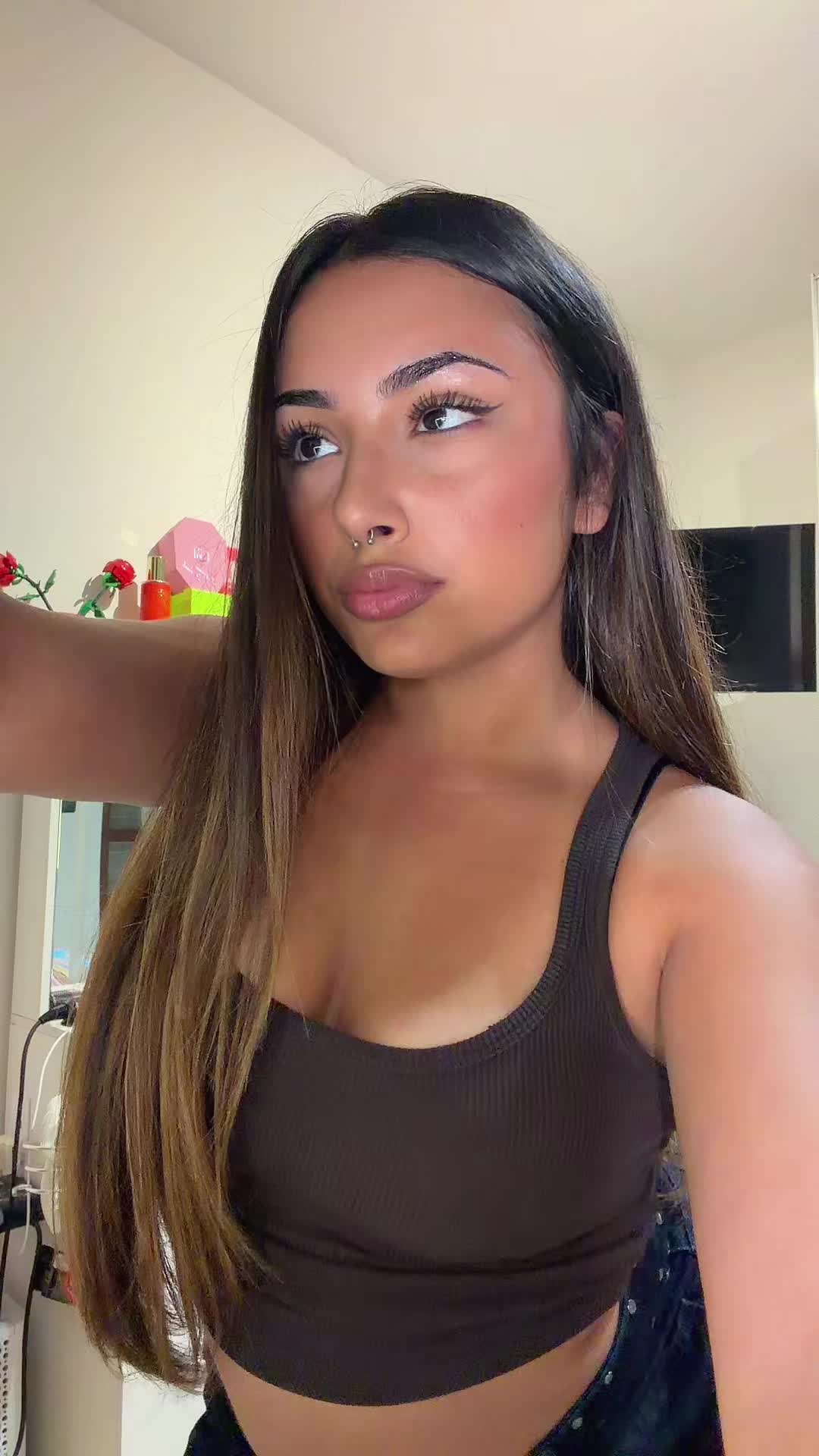 @A L E S S I A🦋