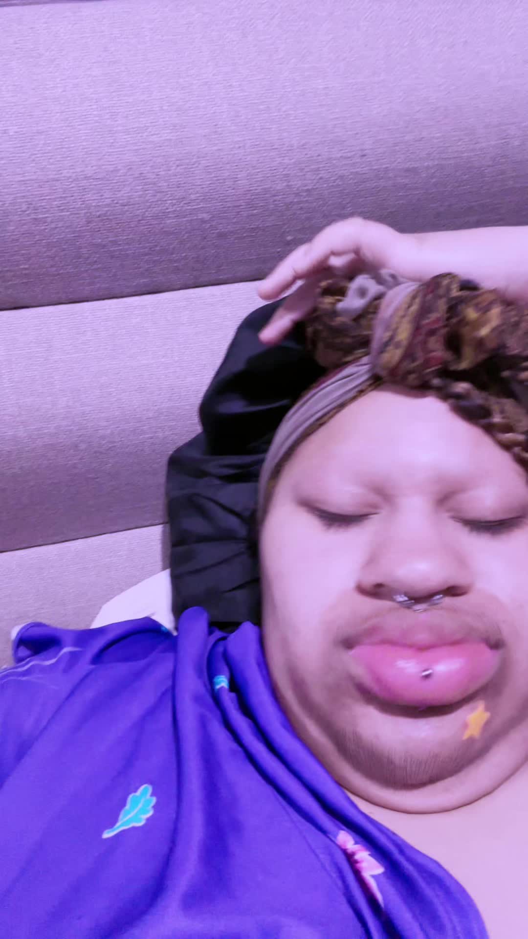 @lilkelis