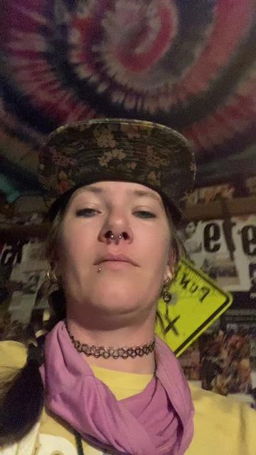 @GiraffeMoshPit