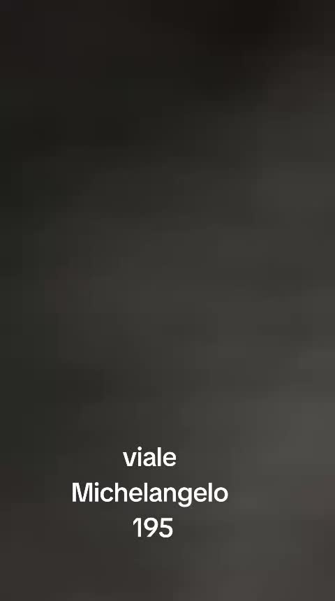 @sevenstorevialemichelangelo195