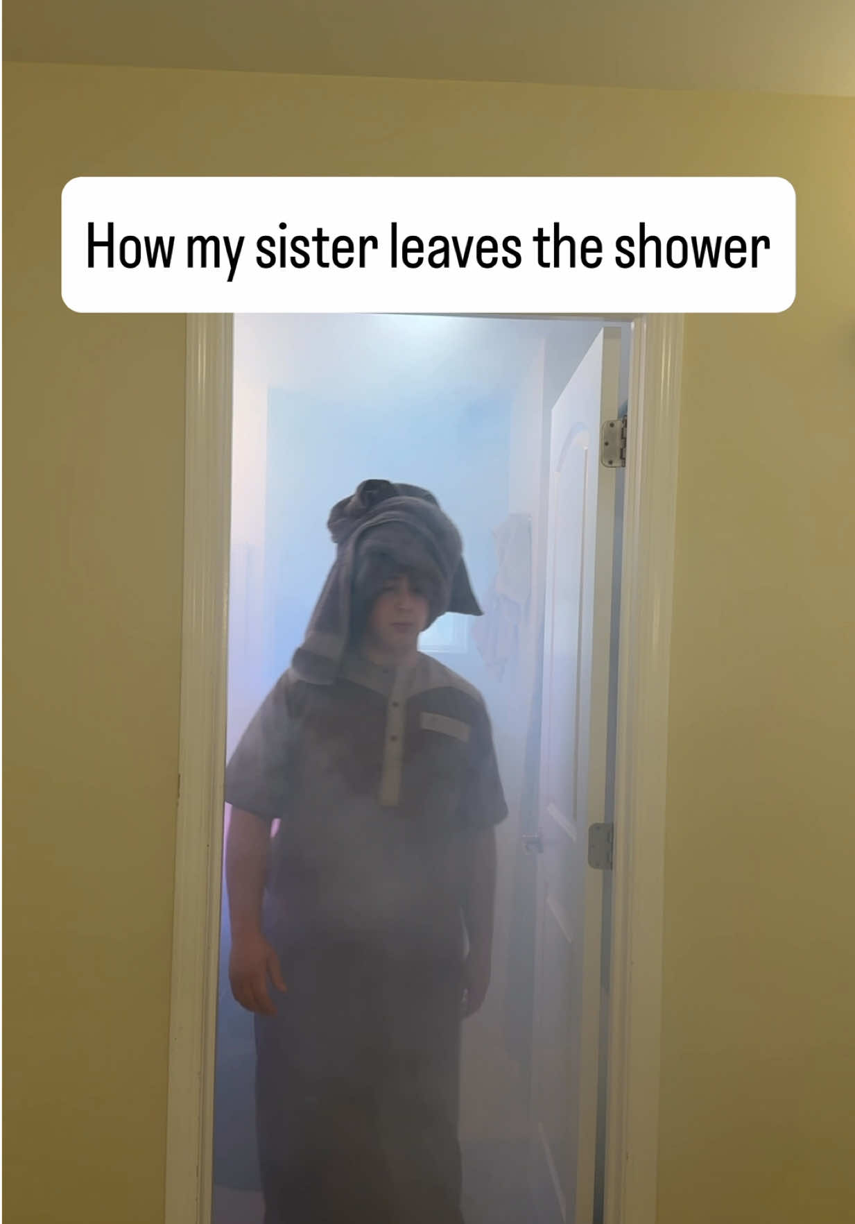 @adoolie_