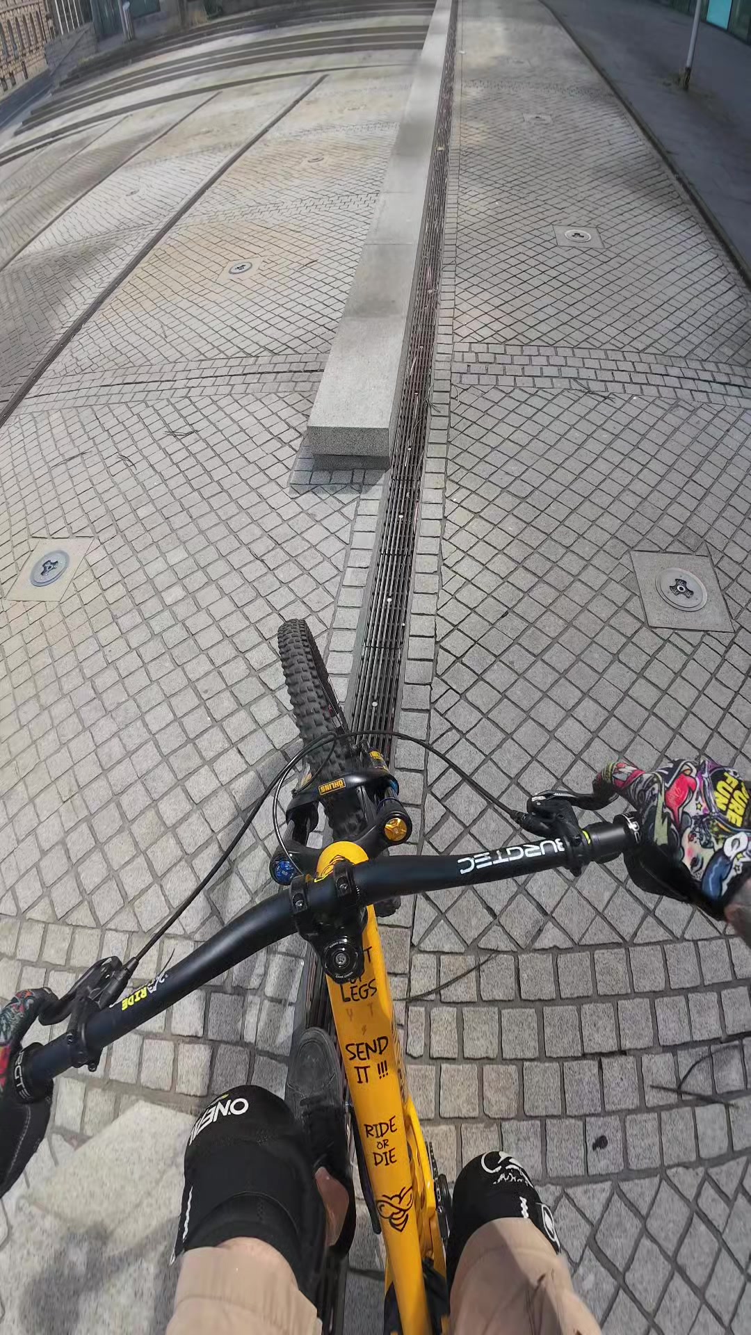 @Ossi uff'm Bike 🚵