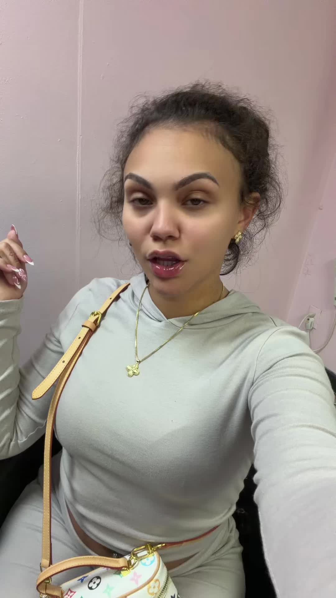 @HER. 💋