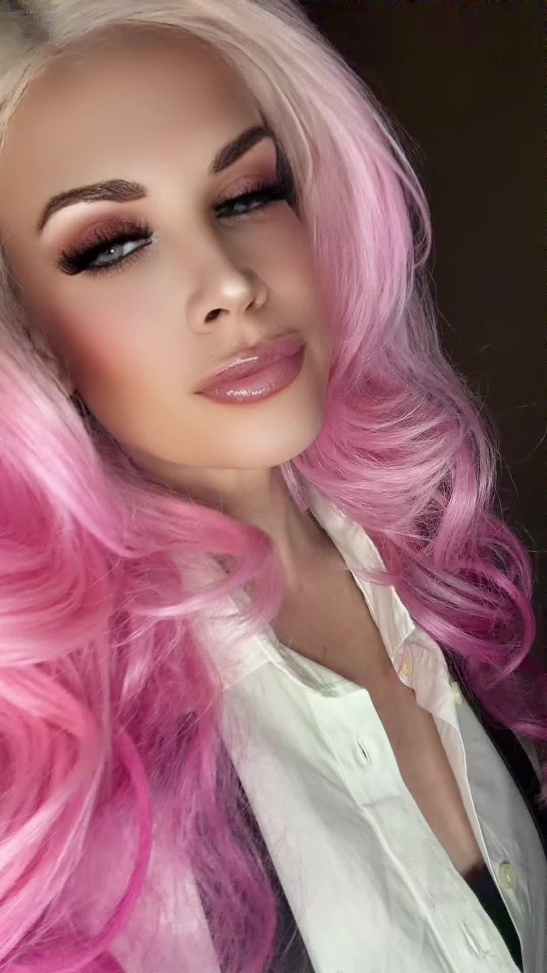 @TishaRockefeller