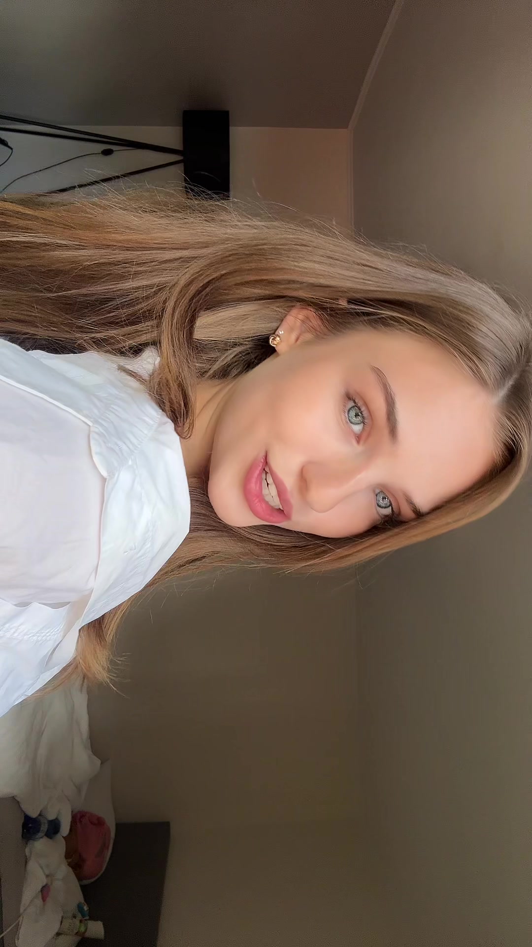 @anna