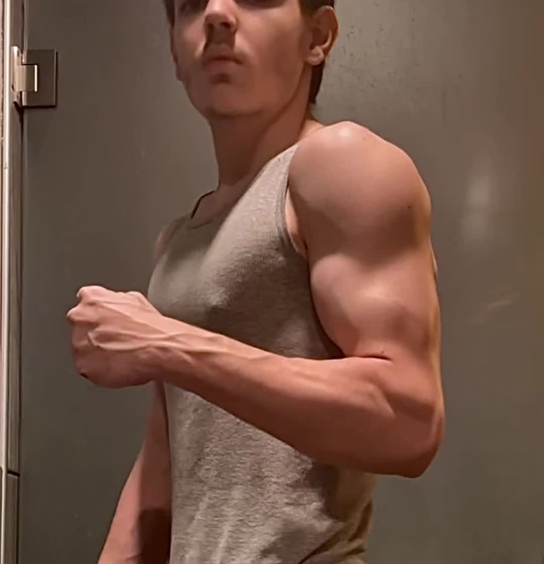 @2Lifters