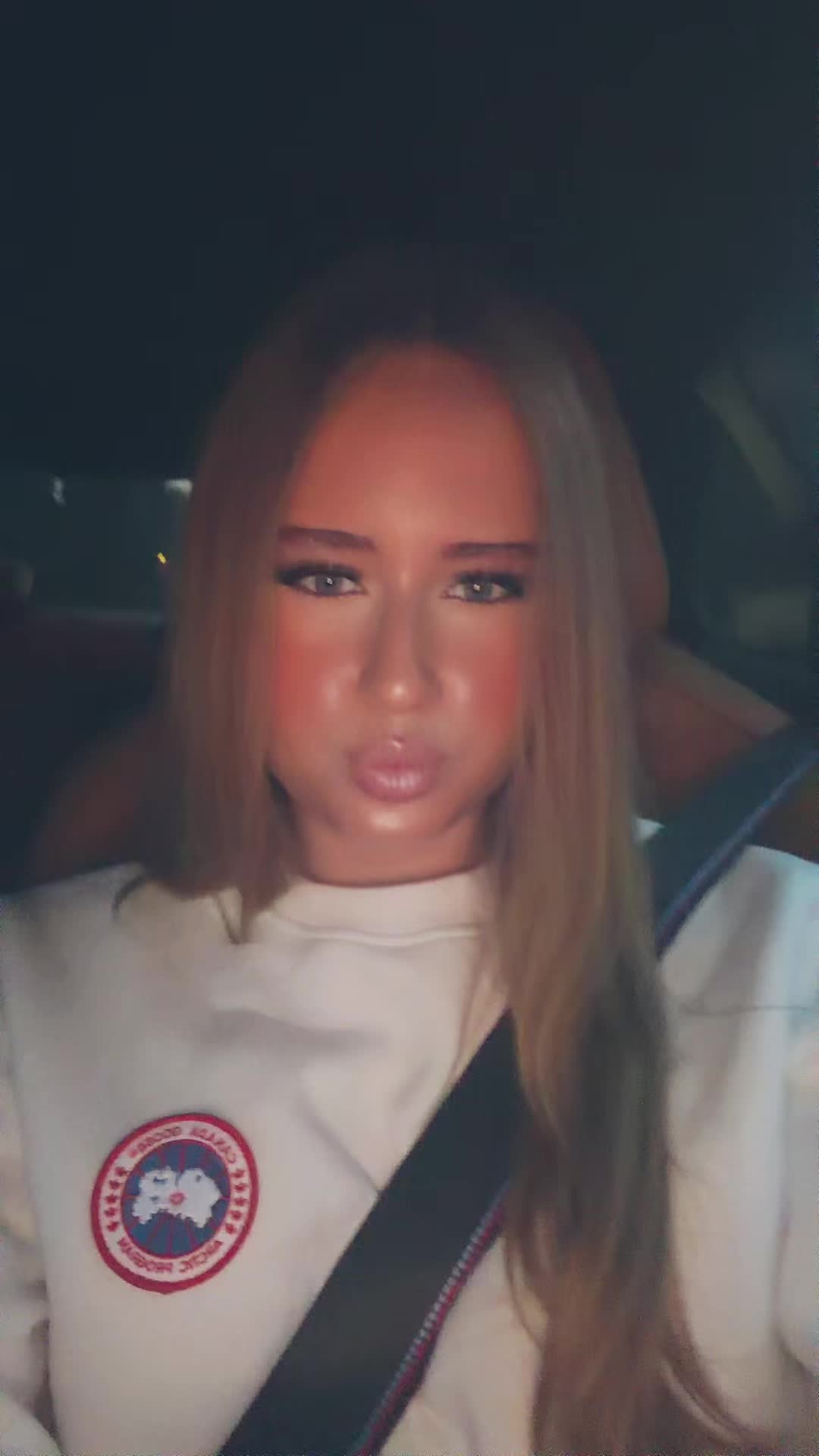 @Мелани+7